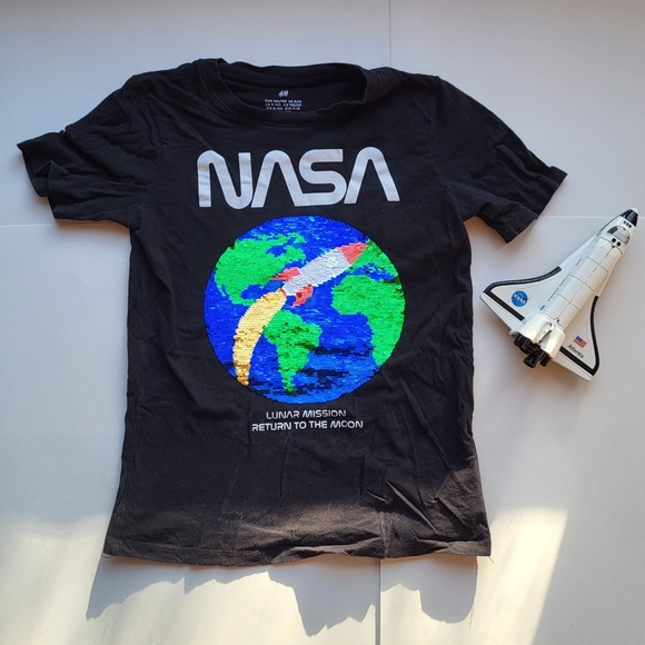 H&M Nasa Sequin Tee - Picture 6 of 16